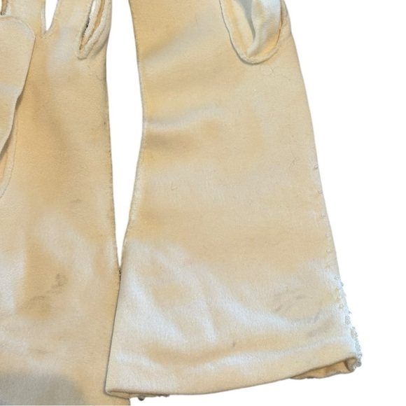 Vintage 50s White Beaded Long Gloves - Picture 14 of 14